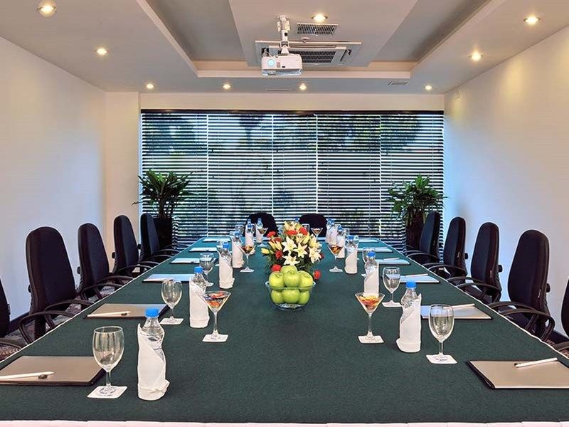 Fortune Jp Palace, Mysore - Member Itc Hotels' Group Exteriér fotografie Meeting room