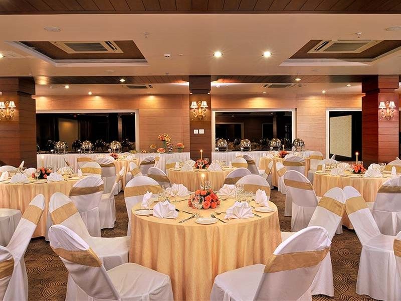 Fortune Jp Palace, Mysore - Member Itc Hotels' Group Exteriér fotografie Banquet Hall