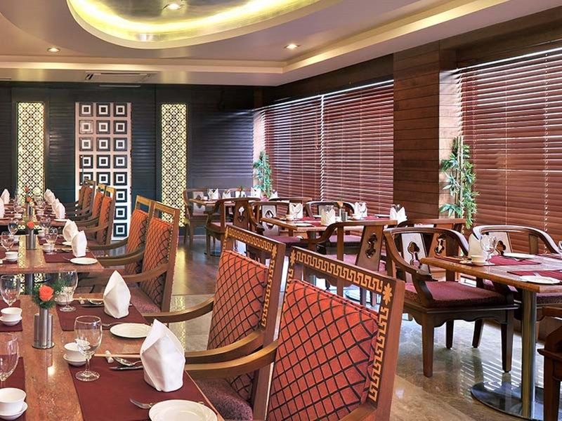 Fortune Jp Palace, Mysore - Member Itc Hotels' Group Exteriér fotografie The restaurant