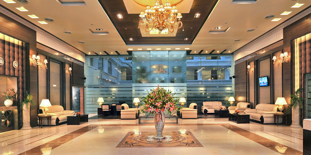 Fortune Jp Palace, Mysore - Member Itc Hotels' Group Exteriér fotografie Lobby